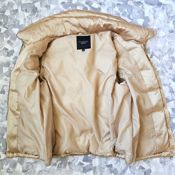 Women’s Talbots Duck Down Feather Vest Gold In Color Zip Up ,Pockets, Medium - Picture 6 of 13